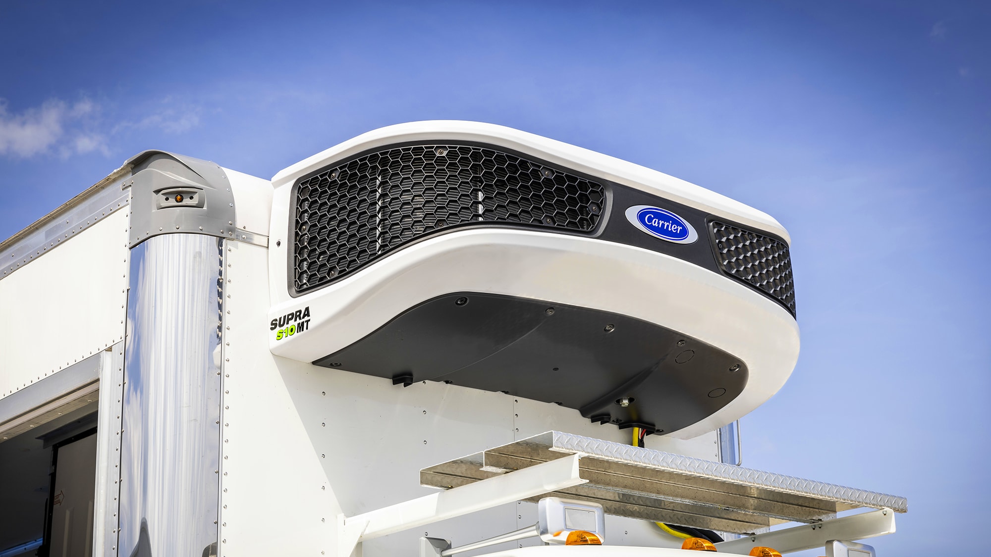 Carrier Transicold Introduces Supra S10MT for Straight Trucks with